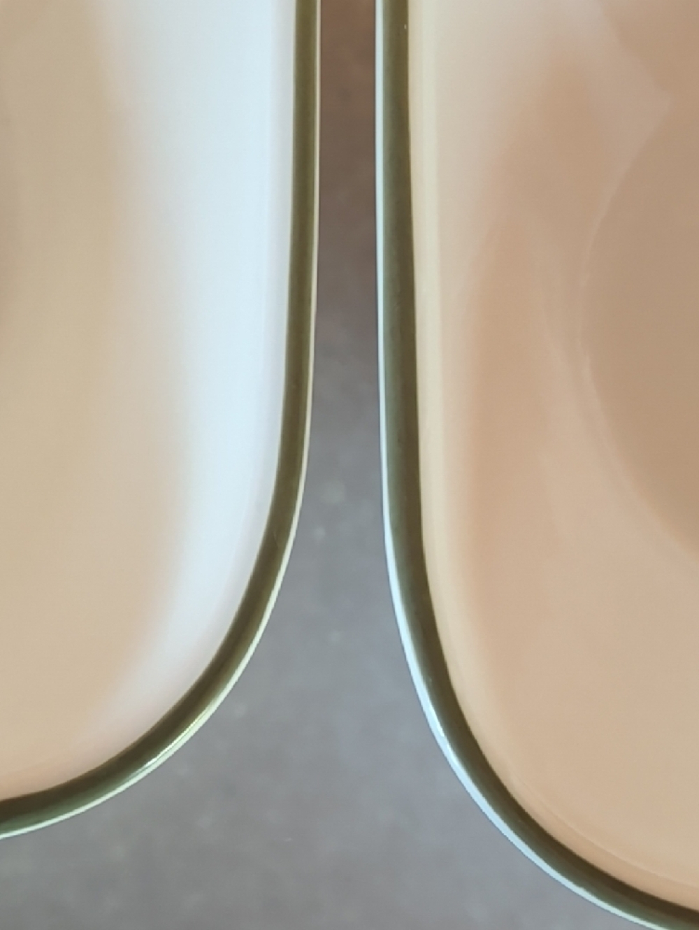 Corelle ,White Ceramic Square Bowls with Olive Green Rim - Set of 4 ๐๐๐ - Picture 11 of 11